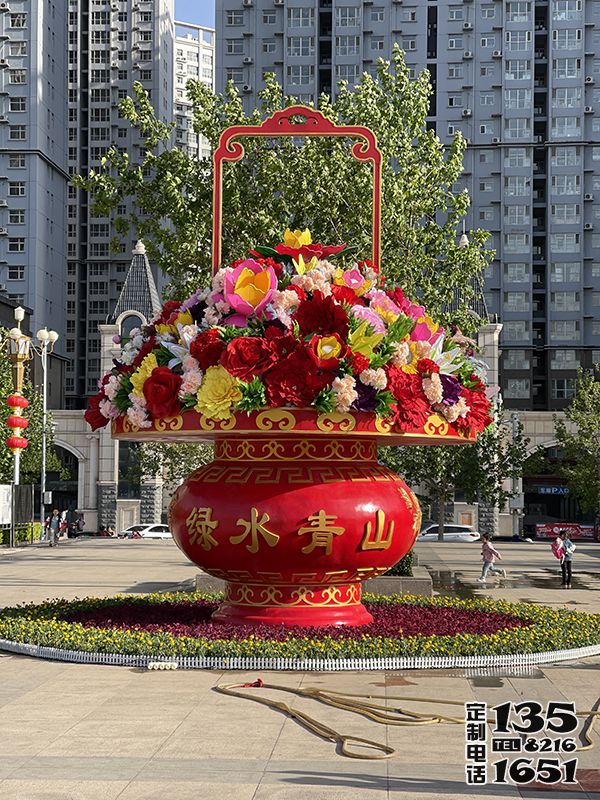 景區(qū)廣場仿真花朵玻璃鋼彩繪大型景觀花籃雕塑 景區(qū)廣場仿真花朵玻璃鋼彩繪大型景觀花籃雕塑