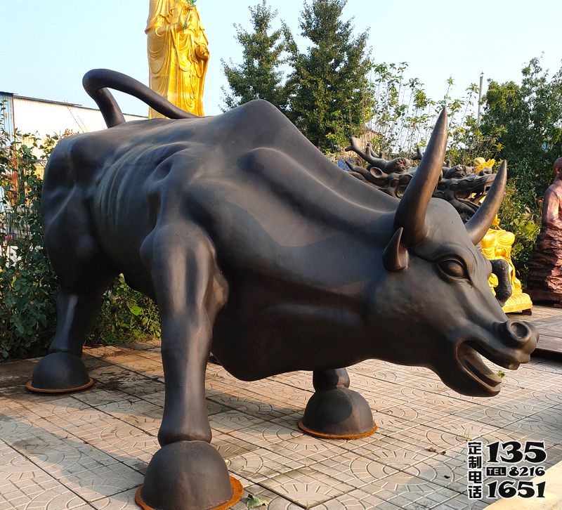 廣場(chǎng)大型動(dòng)物景觀擺件 玻璃鋼仿銅農(nóng)耕牛雕塑 廣場(chǎng)大型動(dòng)物景觀擺件 玻璃鋼仿銅農(nóng)耕牛雕塑