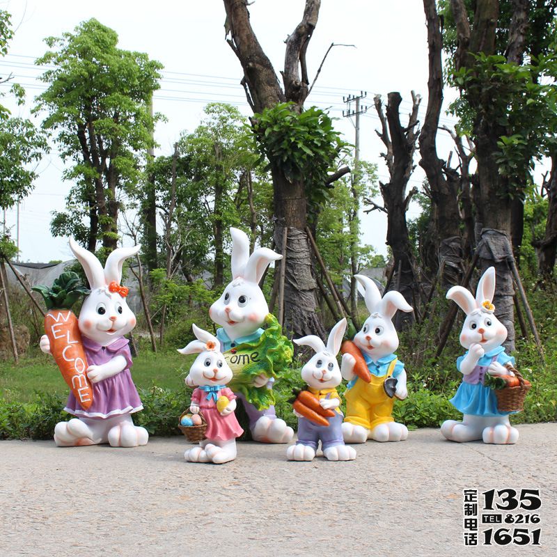 農(nóng)場(chǎng)玻璃鋼卡通兔子雕塑 農(nóng)場(chǎng)玻璃鋼卡通兔子雕塑
